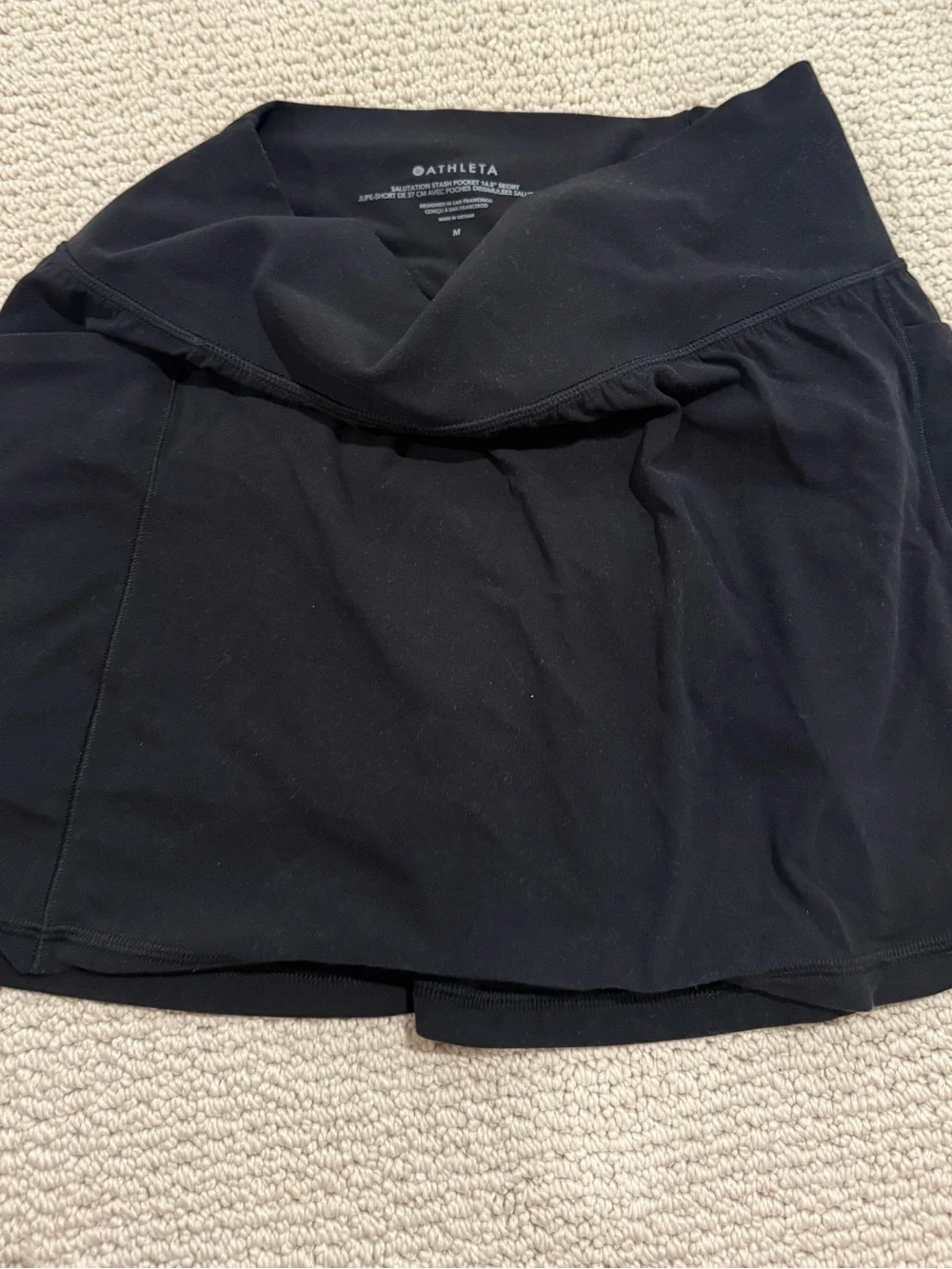 ATHLETA SALUTATION STASH HIGH RISE SKORT BLACK 14.5in SIZE MEDIUM